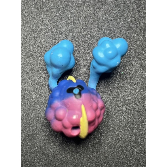 Pokemon Cosmog Official Nintendo WCT Mini 1" Figure 2018 - Picture 2 of 2